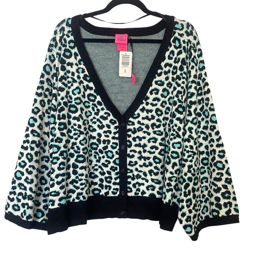 Torrid Black & Aqua Leopard Print V-Neck Cardigan Sweater. Never Worn.